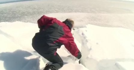 Vidjeli su nešto tamno u snijegu: Kada su pogledali bolje, uslijedili su šok i nevjerica (VIDEO)