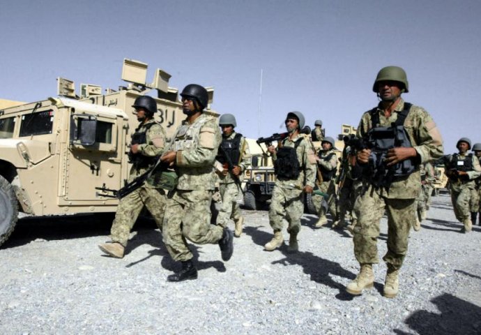 Talibani osvajaju sve veći broj teritorija u Afganistanu