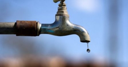 Povećana redukcija vode: Zbog nevremena zagađena vrela u KS