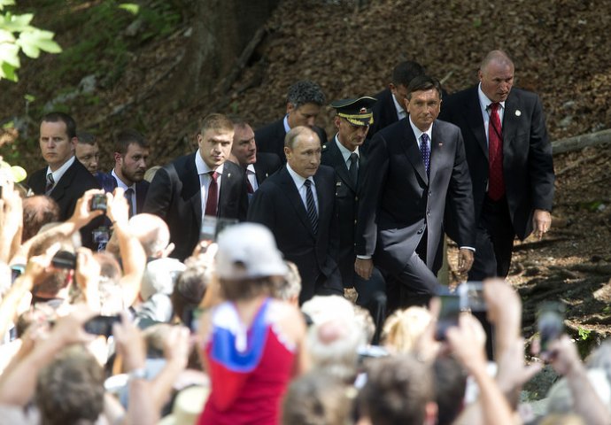 Putin i Pahor upozorili na probleme sigurnosti i terorizma