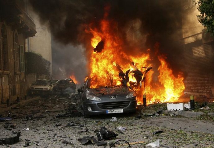 Libija: Napad autobombom u Bengaziju, 22 žrtve