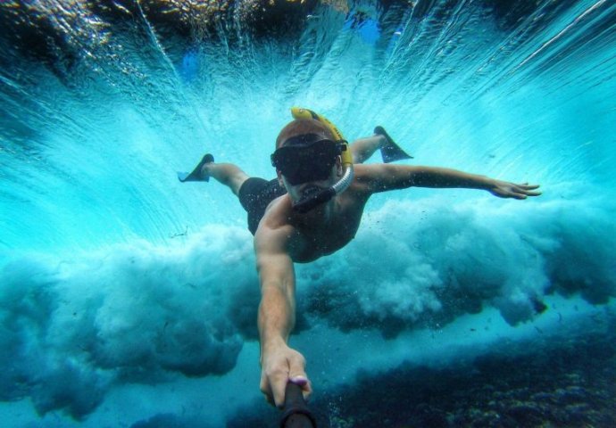 Selfie manijaci: Zbog ultimativnog selfija mogli su kobno završiti!