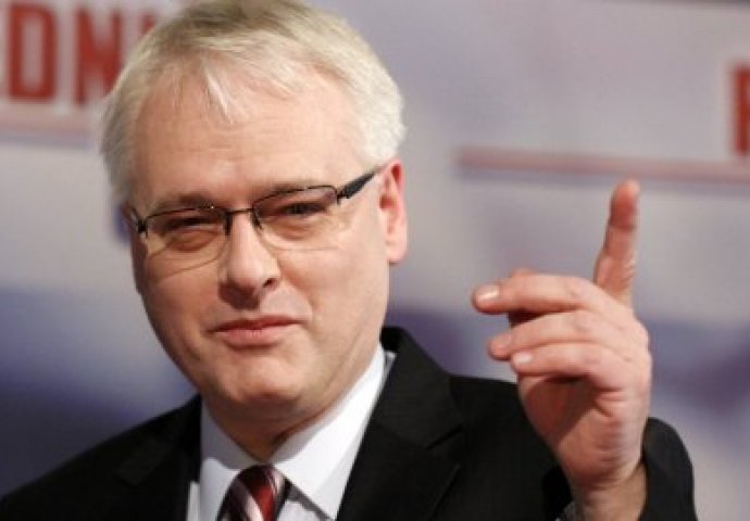 Ivo Josipović: Zgrožen sam zlouporabom proslave Dana pobjede