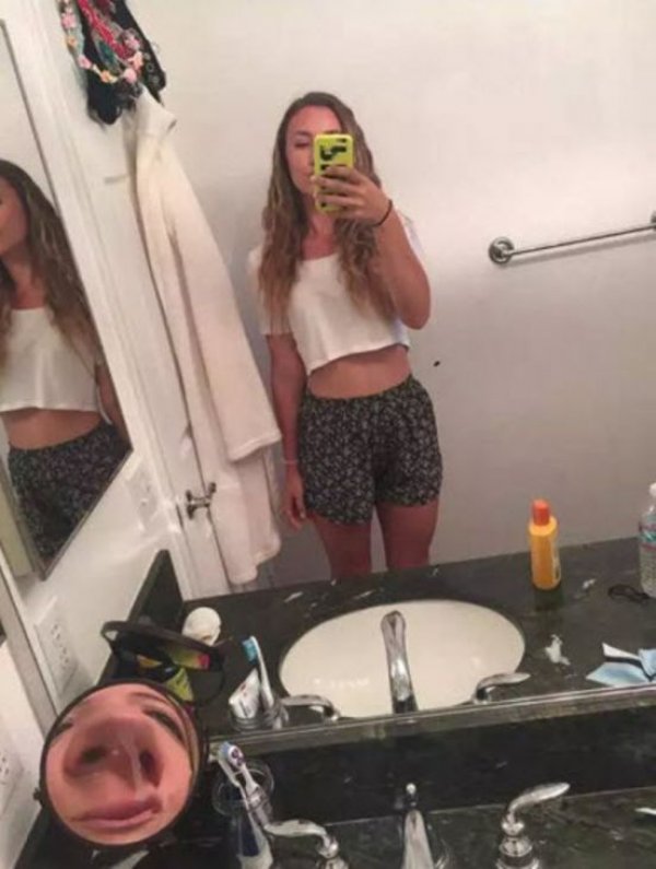 odraz-ogledala-facebook07