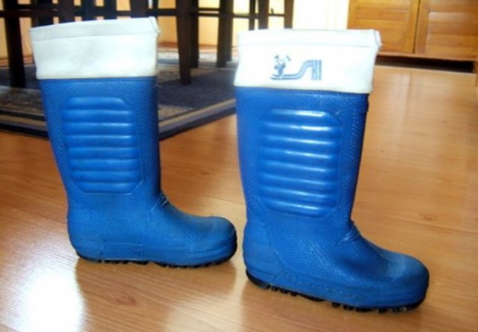 Nekada u našim prodavnicama: Obuća koju smo voljeli (FOTO) 