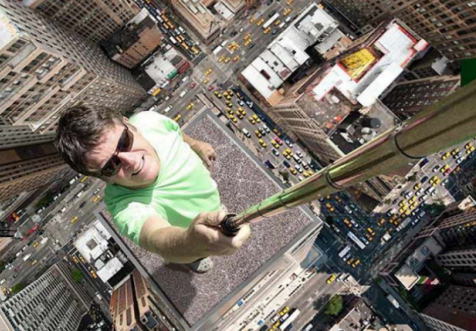 Luđački selfiji koji su ih mogli koštati života (FOTO)