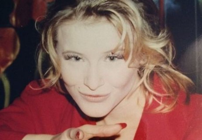 Ovako je poznata pjevačica izgledala prije tačno 25 godina:  Znate li o kome je riječ?