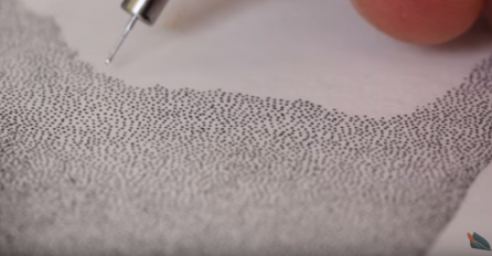 Počeo je crtati tačkice na bijelom papiru, ono što je na kraju dobio je prava umjetnost (VIDEO)