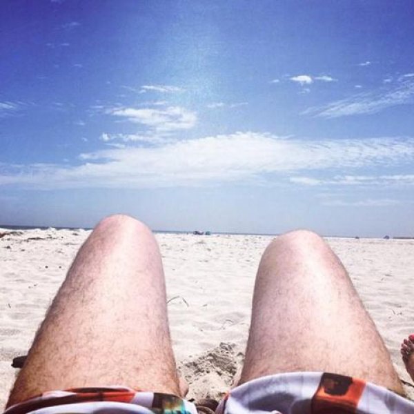 guys-imitate-girls-on-instagram-3