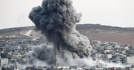Ruski bombarderi uništili skladišta oružja ISIS-a (VIDEO) 