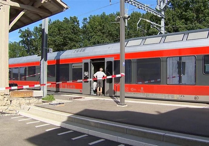 Švicarska: Nakon napada u vozu preminula jedna putnica i napadač