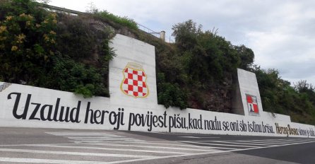 Uvredljivi grafit koji veliča tzv. Herceg Bosnu još nije uklonjen!