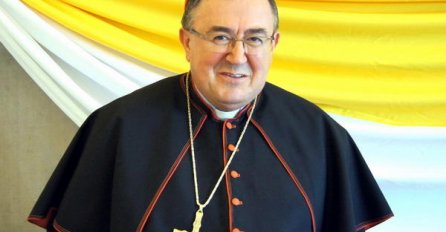 Kardinal Puljić u Aljmašu: "Danas čovjeku nameću novog Boga, a to je novac"