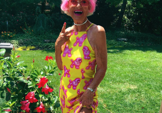 Naziva se "zločestom bakicom" i ima preko 2 miliona pratitelja na Instagramu 