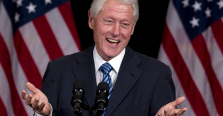 Društvene mreže usijane: Procurila fotografija golog Billa Clintona sa ljubavnicom! (FOTO)