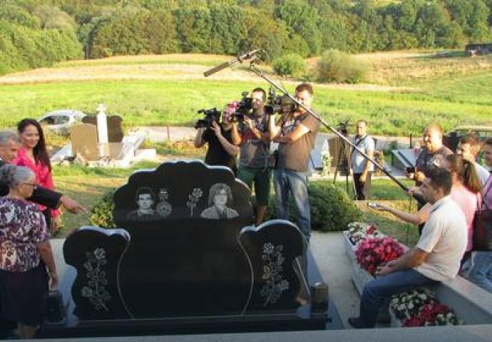 Supružnici iz Dervente pozvali porodicu i prijatelje i sami sebi napravili "sahranu"