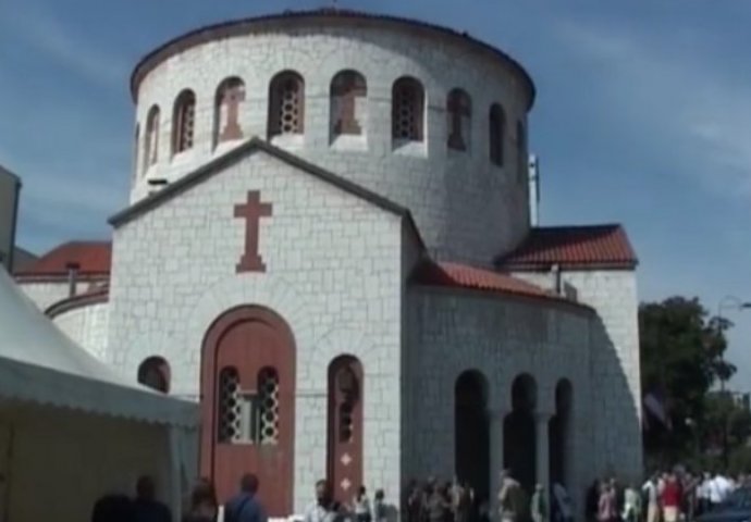Požar u skladištu pravoslavnog hrama u Sarajevu, nema povrijeđenih