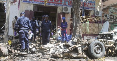 Najmanje 15 mrtvih u dvostrukoj eksploziji bombe u Somaliji