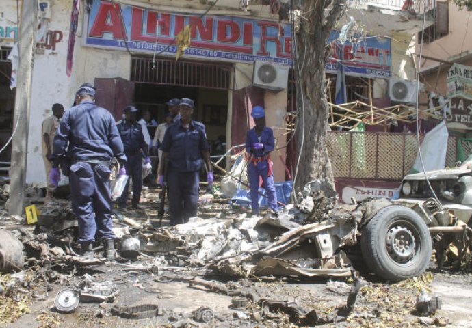 Najmanje 15 mrtvih u dvostrukoj eksploziji bombe u Somaliji