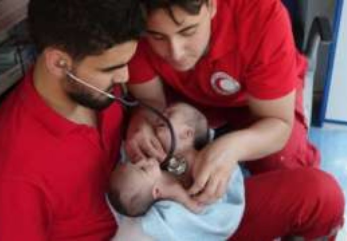 Preminuli jednomjesečni sijamski blizanci rođeni u Siriji
