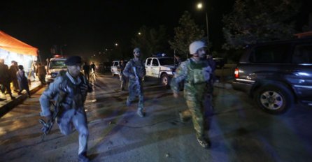 Teroristički napad na Američki univerzitet u Kabulu: Jedna osoba poginula, 14 ranjeno (VIDEO)
