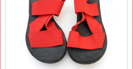 Bile su popularne tokom 80-ih: Sjećate se ovih sandala? 