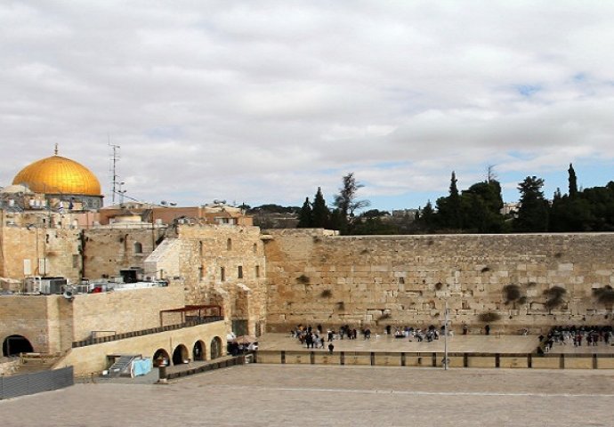  HOĆE LI SE OSTVARITI? 10 stvari koje je Nostradamus prorekao za 2016. godinu