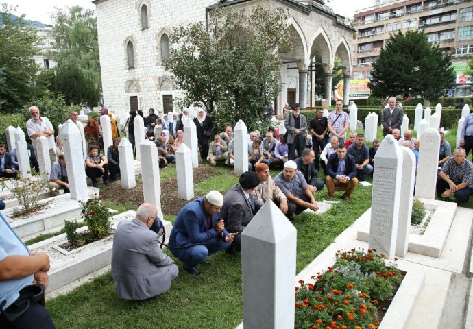 21. godišnjica od smrti Avde Palića: Pregovori sa ratnim zločincima završili su kobno [FOTO]