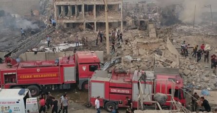 Novi napad u Turskoj: U eksploziji automobila-bombe ubijeno devet ljudi