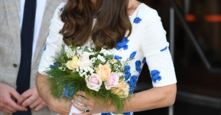 Haljina sa plavim makovima idealna za prvi dan na poslu: Kate Middleton 