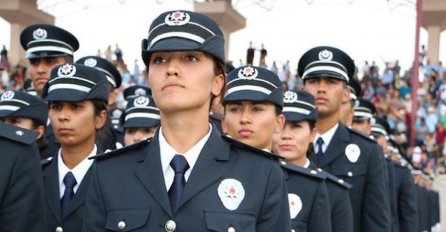 Turska: Ženama policajkama dozvoljeno nošenje marame