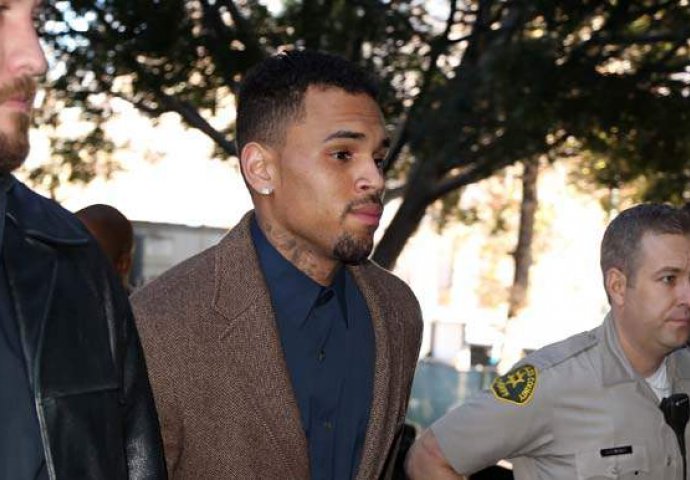 Uhapšen američki pjevač Chris Brown