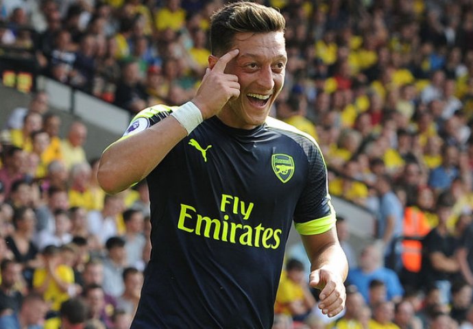 Od Suareza do Torresa: 10 najvećih transfera posljednjeg dana prijelaznog roka