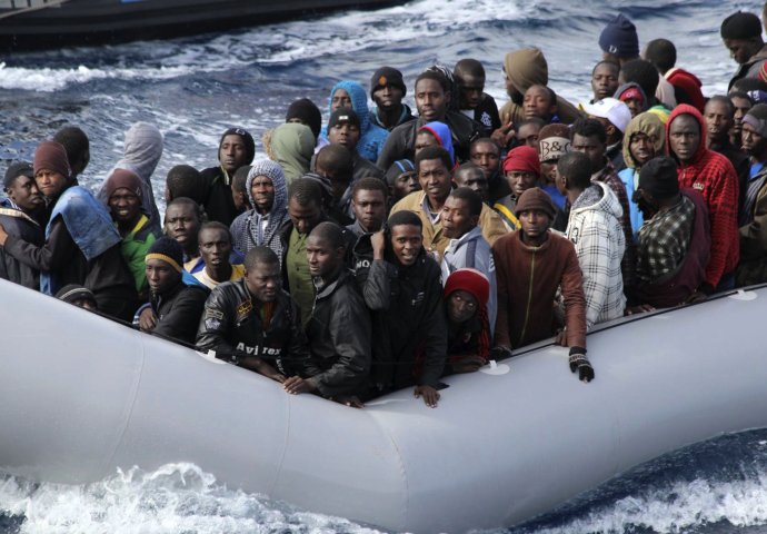 Uz obale Libije spašeno 1.800 migranata