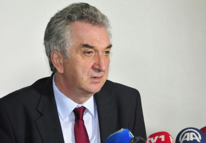 Šarović: Ne interesuje me sastanak u Beogradu