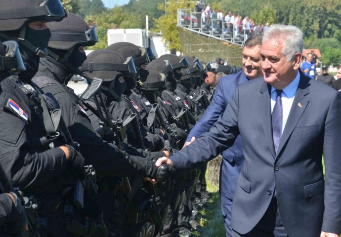 Pogledajte kako su predstavnici RS-a godinama išli po pamet u Beograd