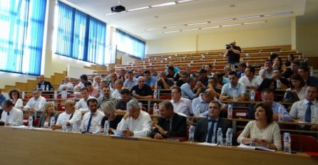 Čović u Orašju održao sastanak s proširenim izaslanstvom Seljačkog saveza FBiH