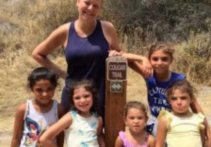 Nevjerovatno: Ova 26-godišnja žena je usvojila šest djevojčica!