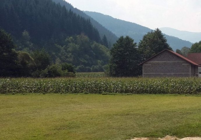 Bizarna nesreća kod Travnika: Pustio struju kroz ogradu da bi štitio kukuruz, komšiju ubilo 220 volti