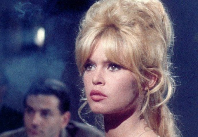 Bila je pakleno lijepa a vodila je život pun skandala, razvoda i pokušaja samoubistva (FOTO)