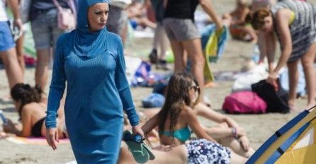 Test tolerancije: U burkiniju prošetala hrvatskim plažama 