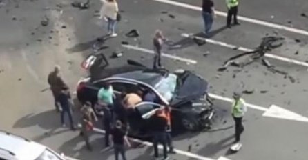 Dramatični snimci nesreće: Putinov automobil uništen,  njegov omiljeni vozač poginuo (VIDEO)