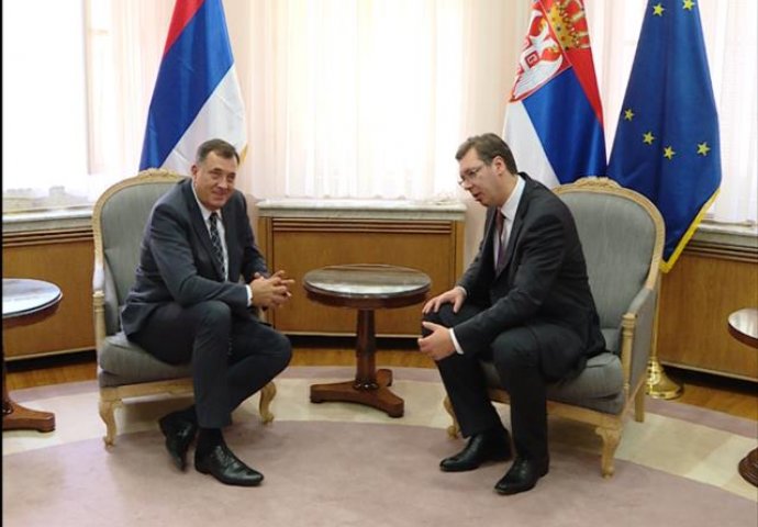 Dodik upoznao Vučića: Referendum će biti održan, ako Ustavni sud ne promijeni odluku