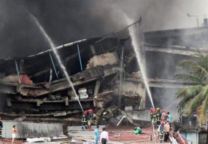 Bangladeš: Požar u fabrici, 15 poginulih