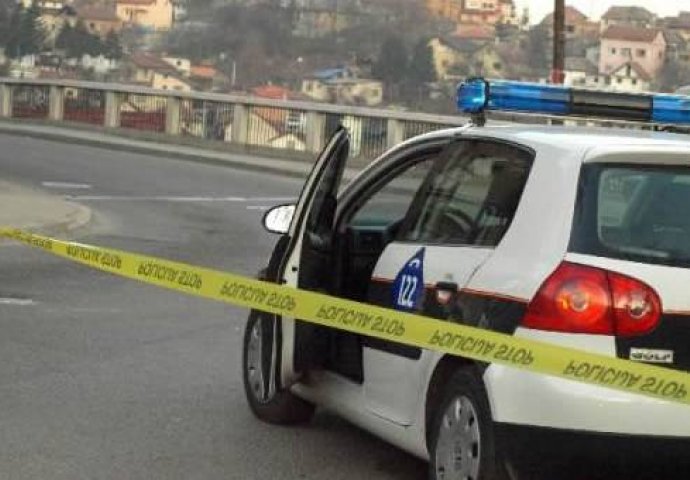 Teška saobraćajna nesreća na putu Foča-Sarajevo: Stradala djevojka, petoro povrijeđeno