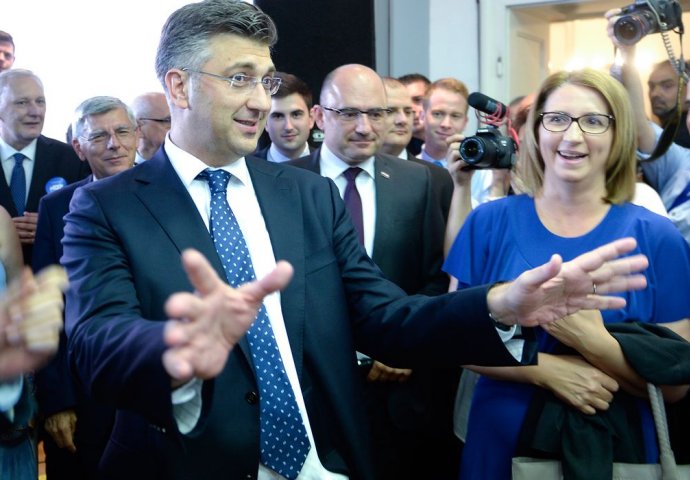 Na izborima u Hrvatskoj HDZ osvojila najviše glasova, Plenkoviću 7 mandata više od Milanovića  