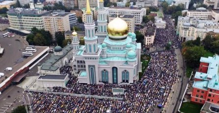Moskovske džamije prepune, Putin čestitao Bajram 