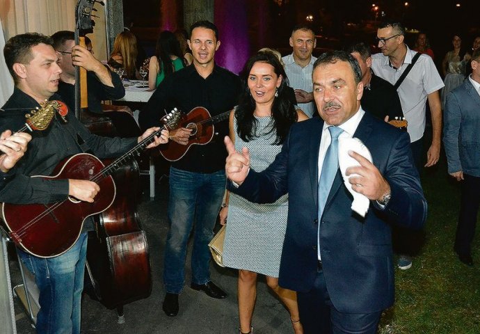 11 prizora koji su obilježili izbornu noć u Hrvatskoj 