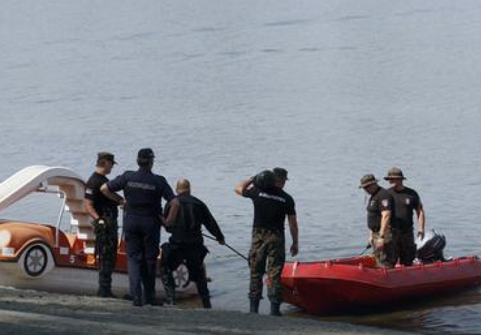 Pronađeno tijelo jednog od dva dječaka u Srebrnom jezeru