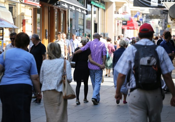 Praznična atmosfera u Sarajevu [FOTO]